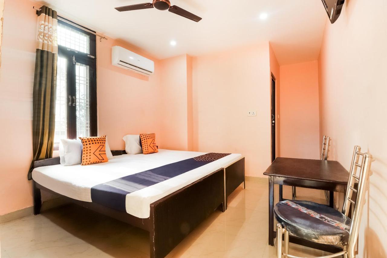 Banthra Sikandarpur Spot On 63000 Hotel S.S. Plaza المظهر الخارجي الصورة